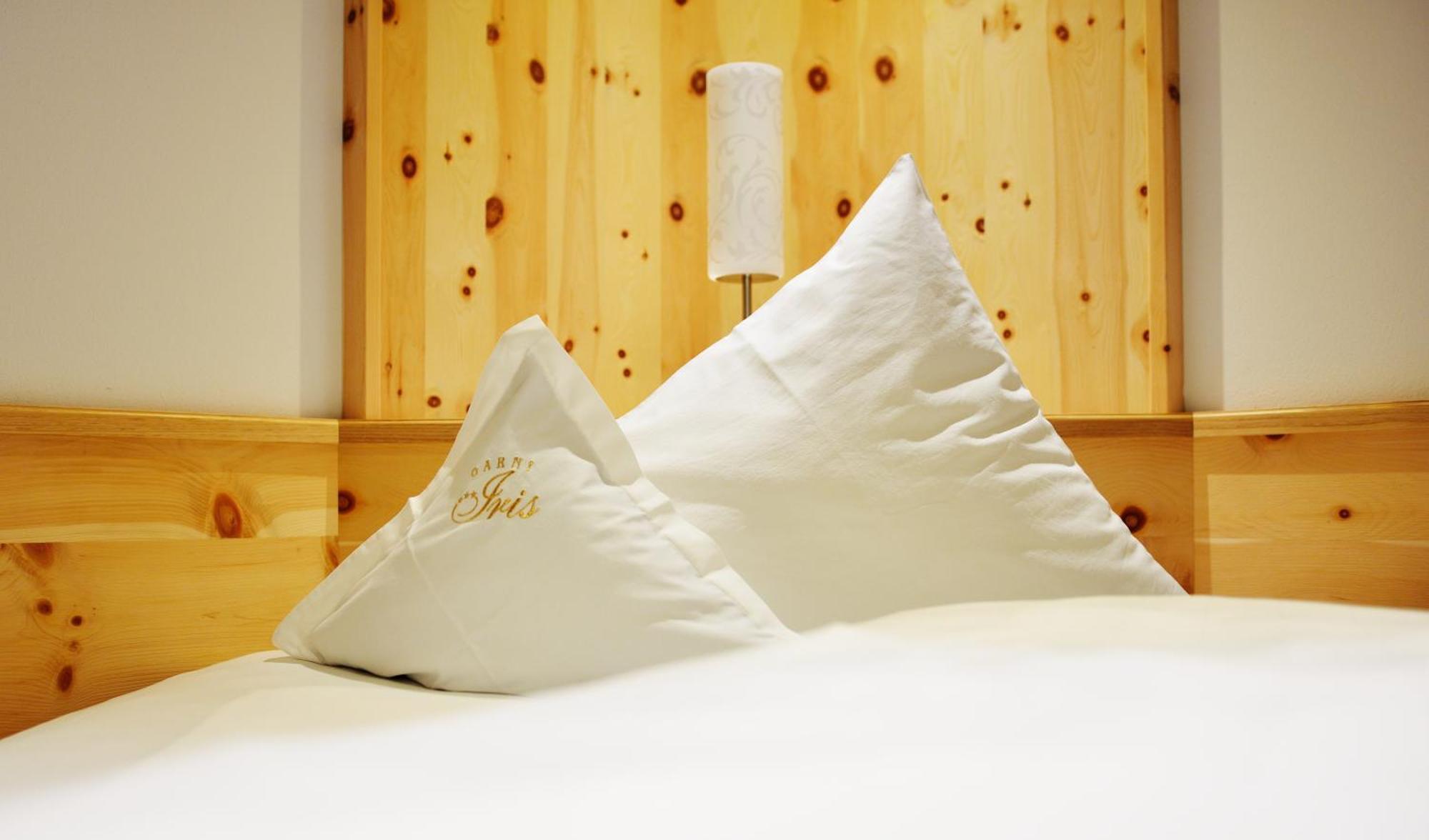 Garni Hotel Iris Selva di Val Gardena Ngoại thất bức ảnh